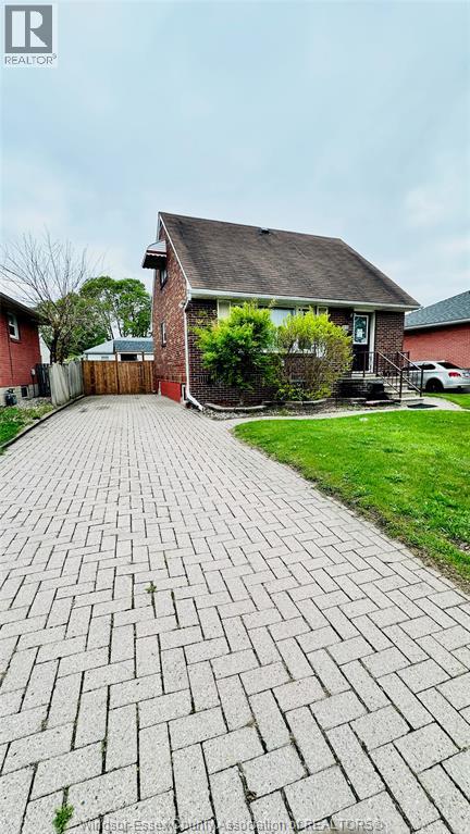 3519 TECUMSEH ROAD West, Windsor, Ontario, N9C2B6 — Photo 5
