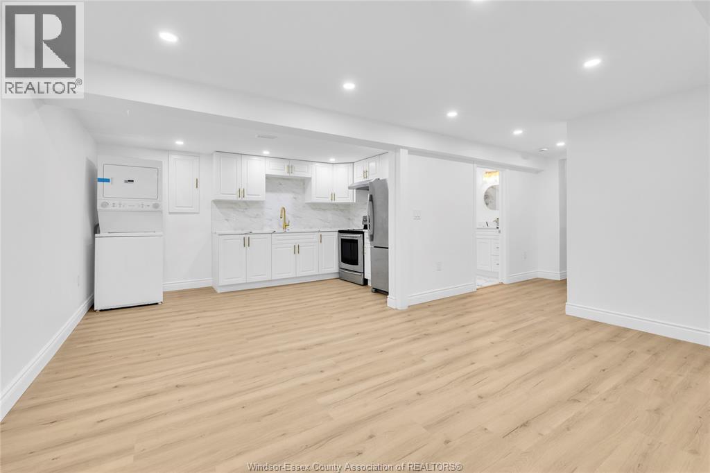 10540 HALSTEAD, Windsor, Ontario, N8R2C4 — Photo 18