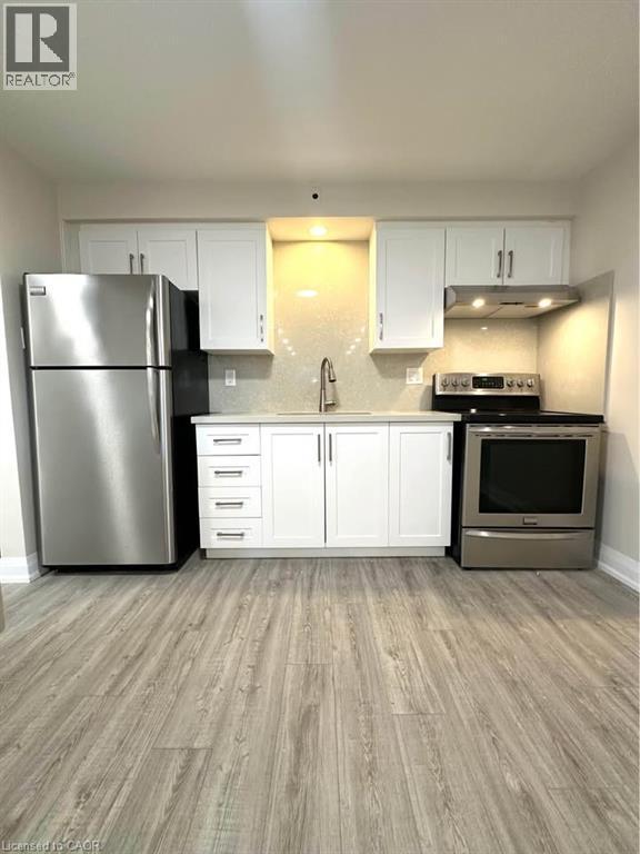 2 NORMANDY Drive Unit# 10, Guelph, Ontario, N1E2P1 — Photo 2