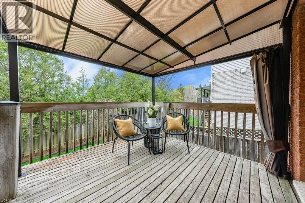 40 OLD MAPLE Lane, Kitchener, Ontario, N2N2L2 — Photo 13