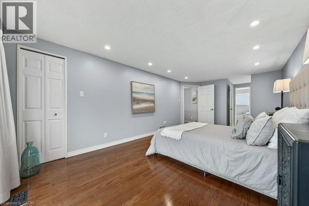 40 OLD MAPLE Lane, Kitchener, Ontario, N2N2L2 — Photo 18