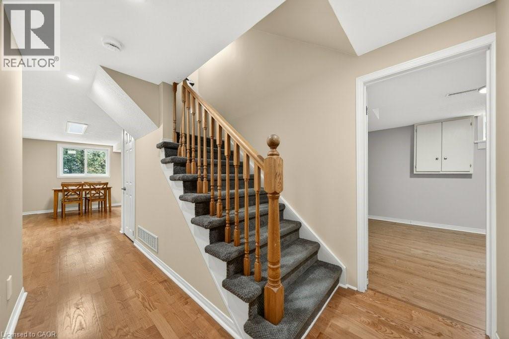 40 OLD MAPLE Lane, Kitchener, Ontario, N2N2L2 — Photo 30
