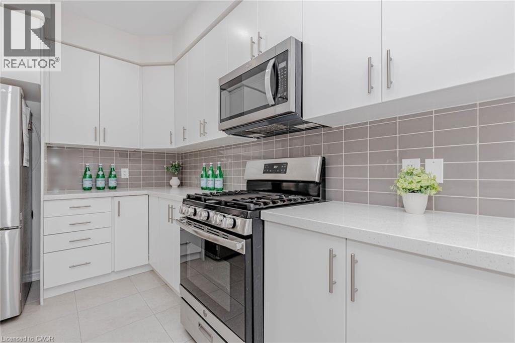 172 BECKVIEW Drive, Kitchener, Ontario, N2R0S6 — Photo 17