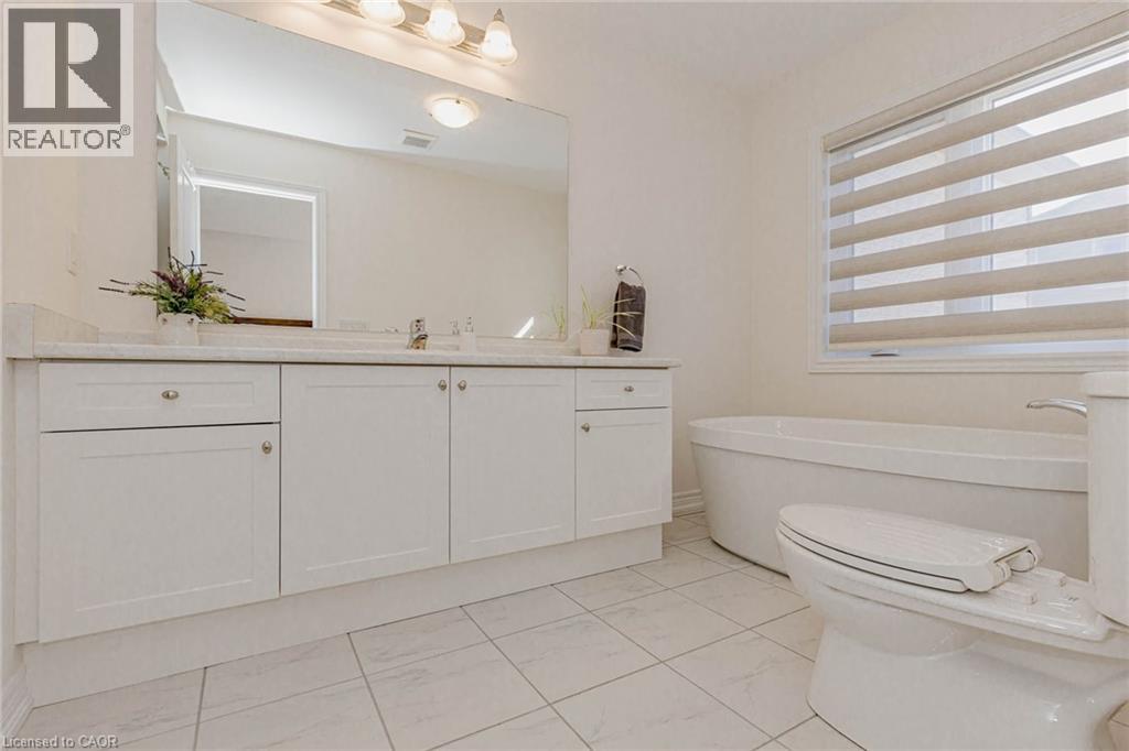172 BECKVIEW Drive, Kitchener, Ontario, N2R0S6 — Photo 29