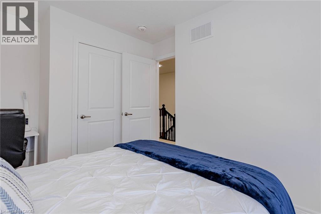 172 BECKVIEW Drive, Kitchener, Ontario, N2R0S6 — Photo 35