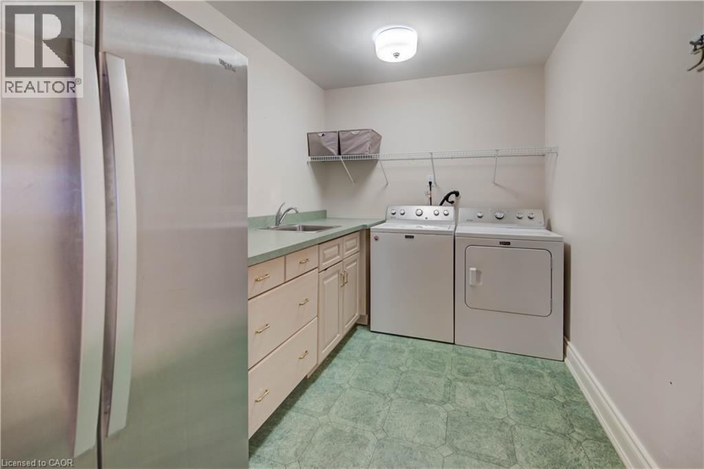 58 OAK Avenue, Dundas, Ontario, L9H4Y9 — Photo 31