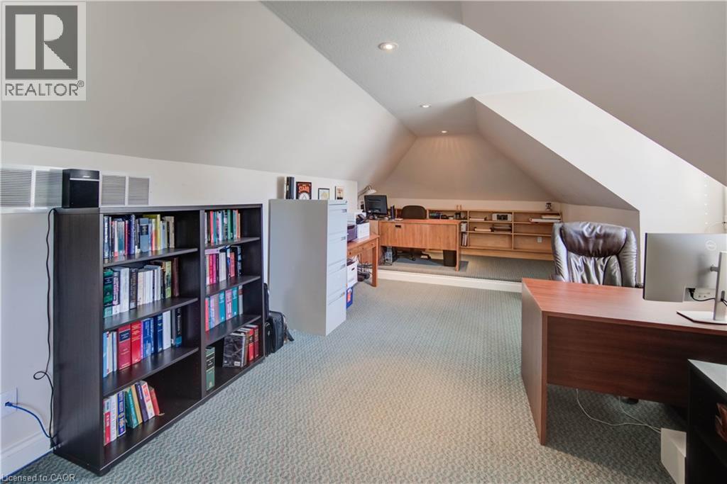 58 OAK Avenue, Dundas, Ontario, L9H4Y9 — Photo 33