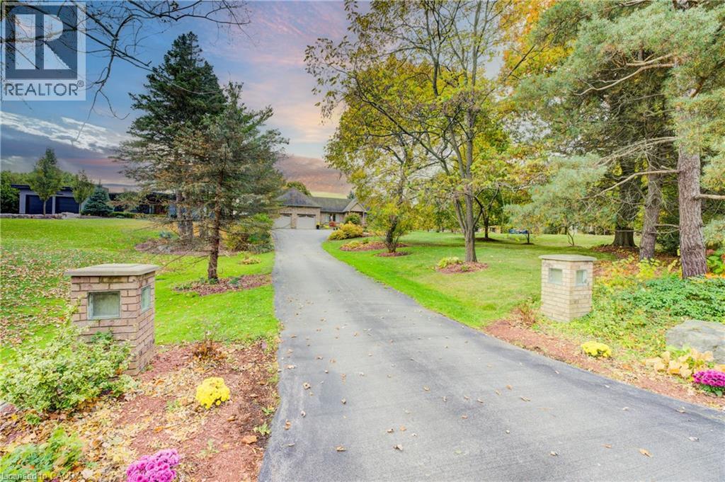 58 OAK Avenue, Dundas, Ontario, L9H4Y9 — Photo 44