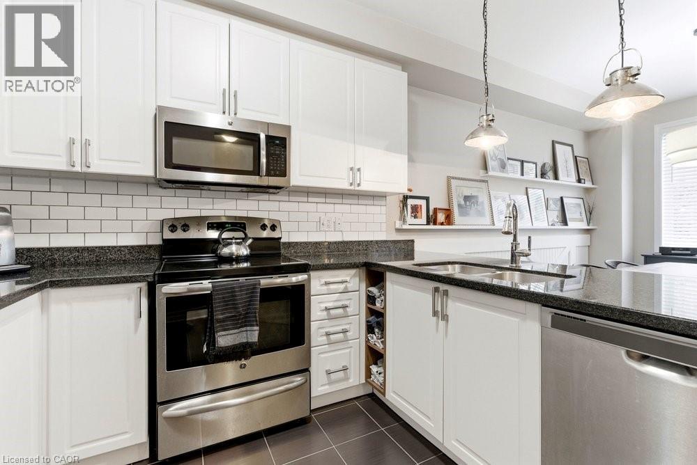 2362 PEPPIATT Common, Burlington, Ontario, L7R0C8 — Photo 22