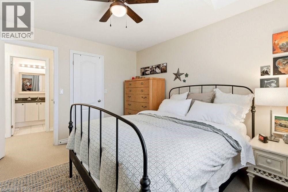 2362 PEPPIATT Common, Burlington, Ontario, L7R0C8 — Photo 28