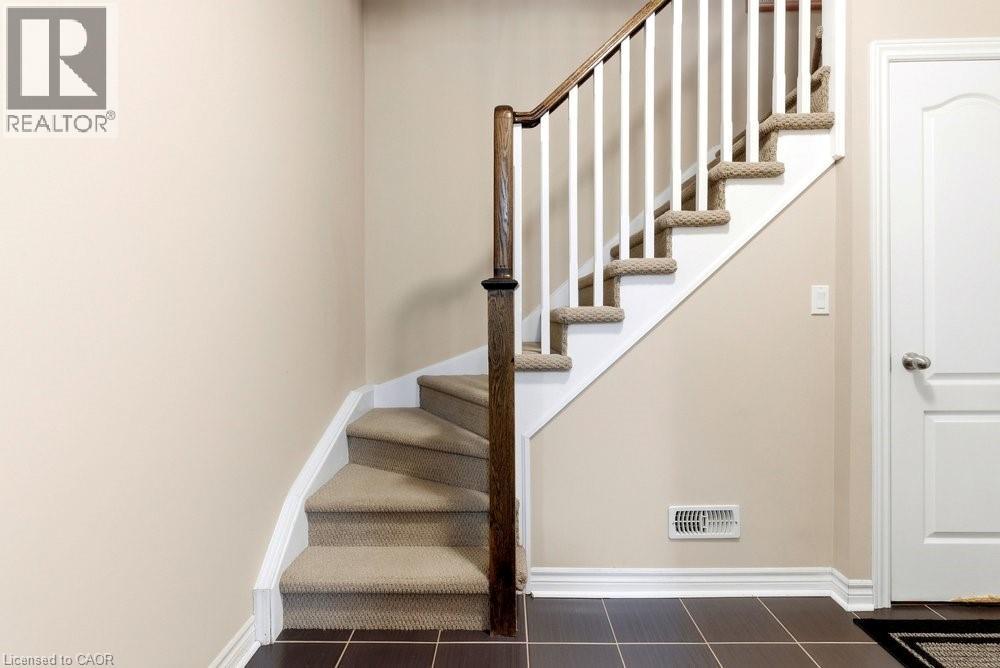 2362 PEPPIATT Common, Burlington, Ontario, L7R0C8 — Photo 8
