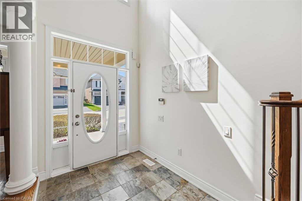 287 TURNING LEAF Road, Oakville, Ontario, L6L6V5 — Photo 3