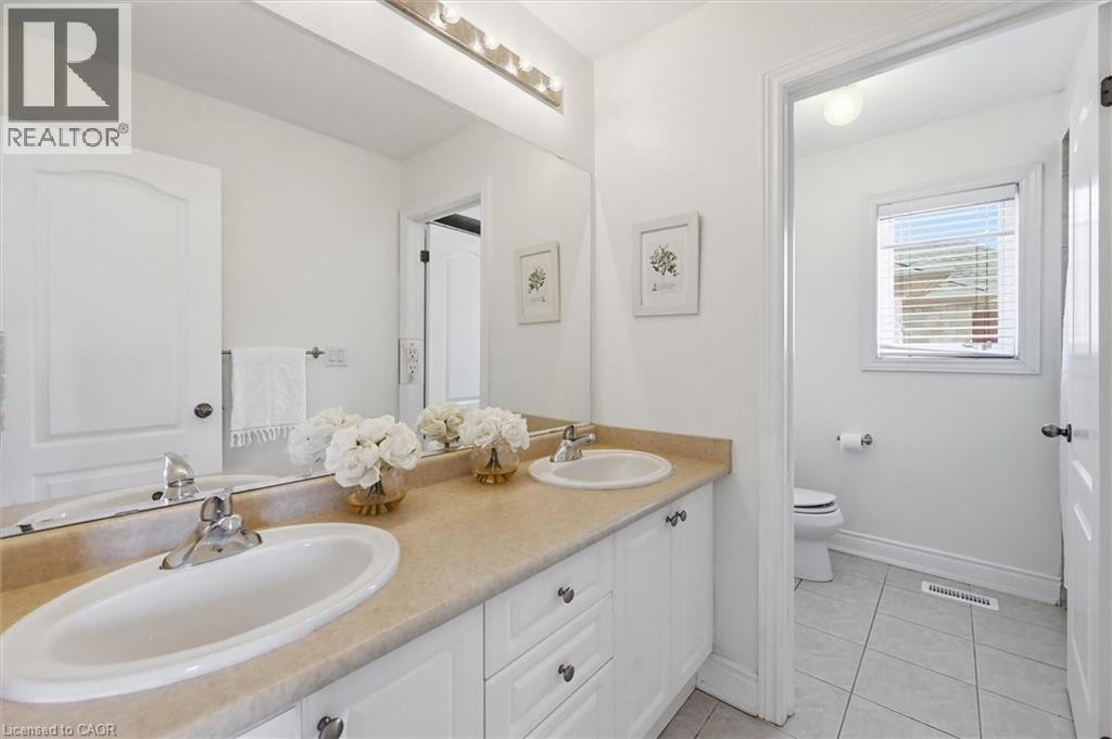 287 TURNING LEAF Road, Oakville, Ontario, L6L6V5 — Photo 32