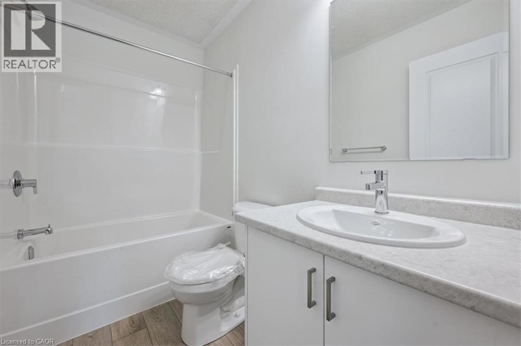 165 REVERIE Way, Kitchener, Ontario, N2E0K5 — Photo 12