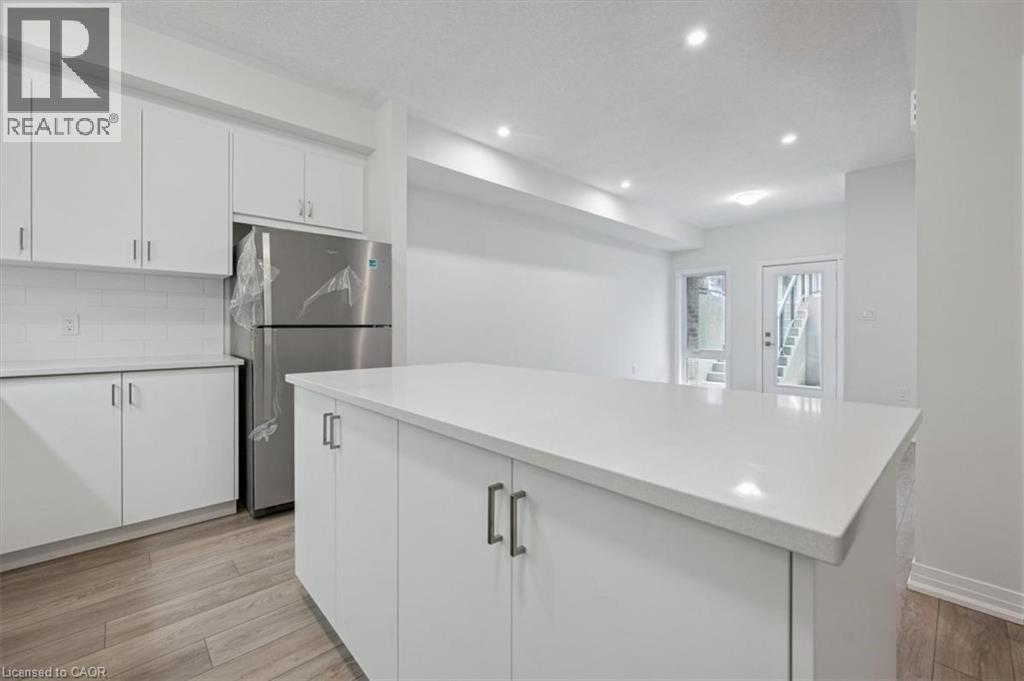165 REVERIE Way, Kitchener, Ontario, N2E0K5 — Photo 9