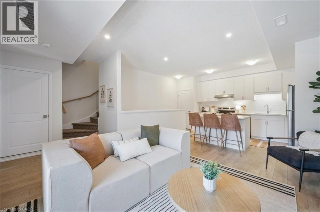 17 REVERIE Way, Kitchener, Ontario, N2E0K5 — Photo 7