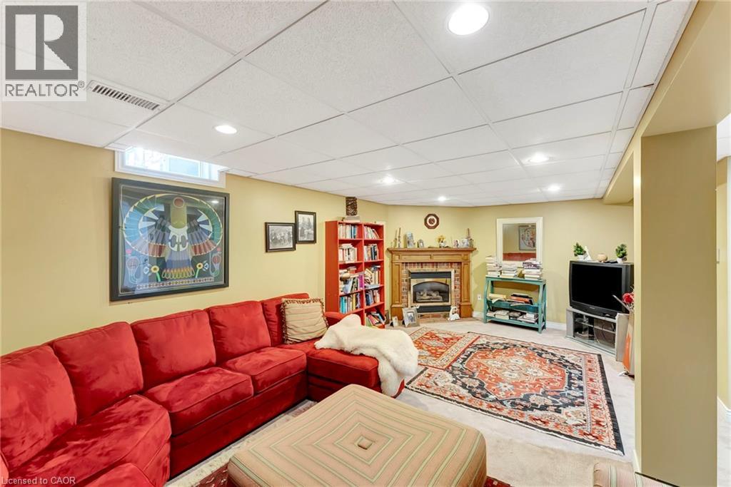 20 MEADOWLANDS Boulevard Unit# 14, Ancaster, Ontario, L9K1J5 — Photo 27