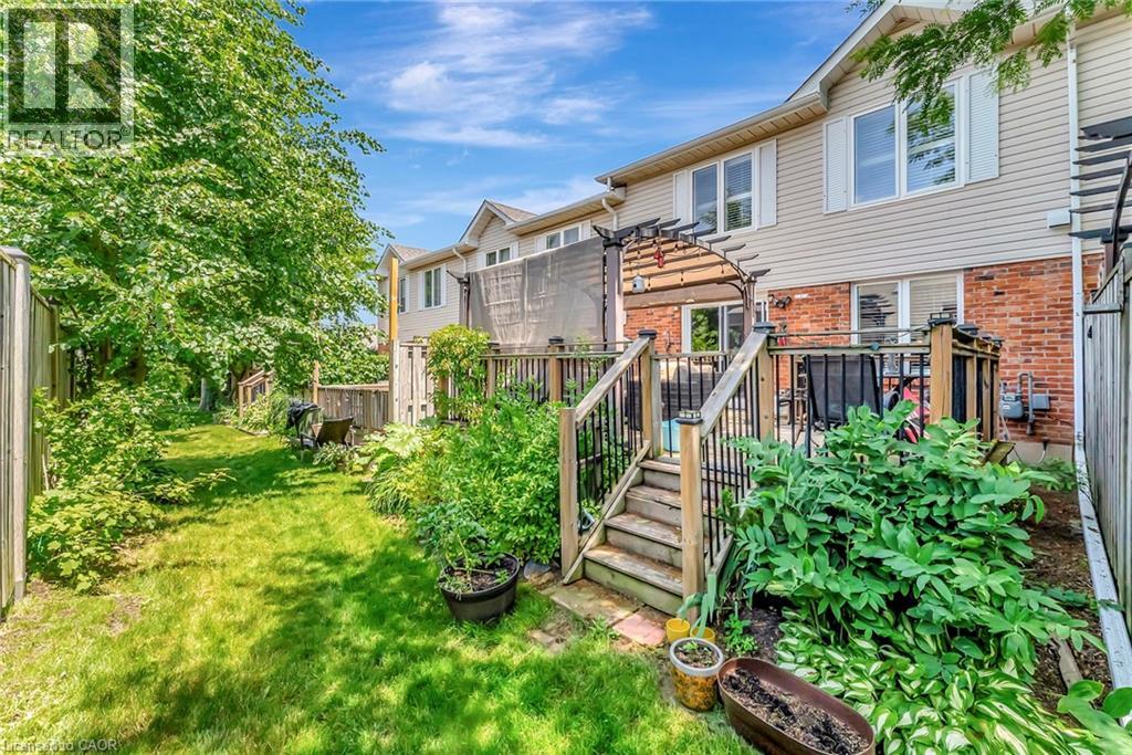 20 MEADOWLANDS Boulevard Unit# 14, Ancaster, Ontario, L9K1J5 — Photo 32