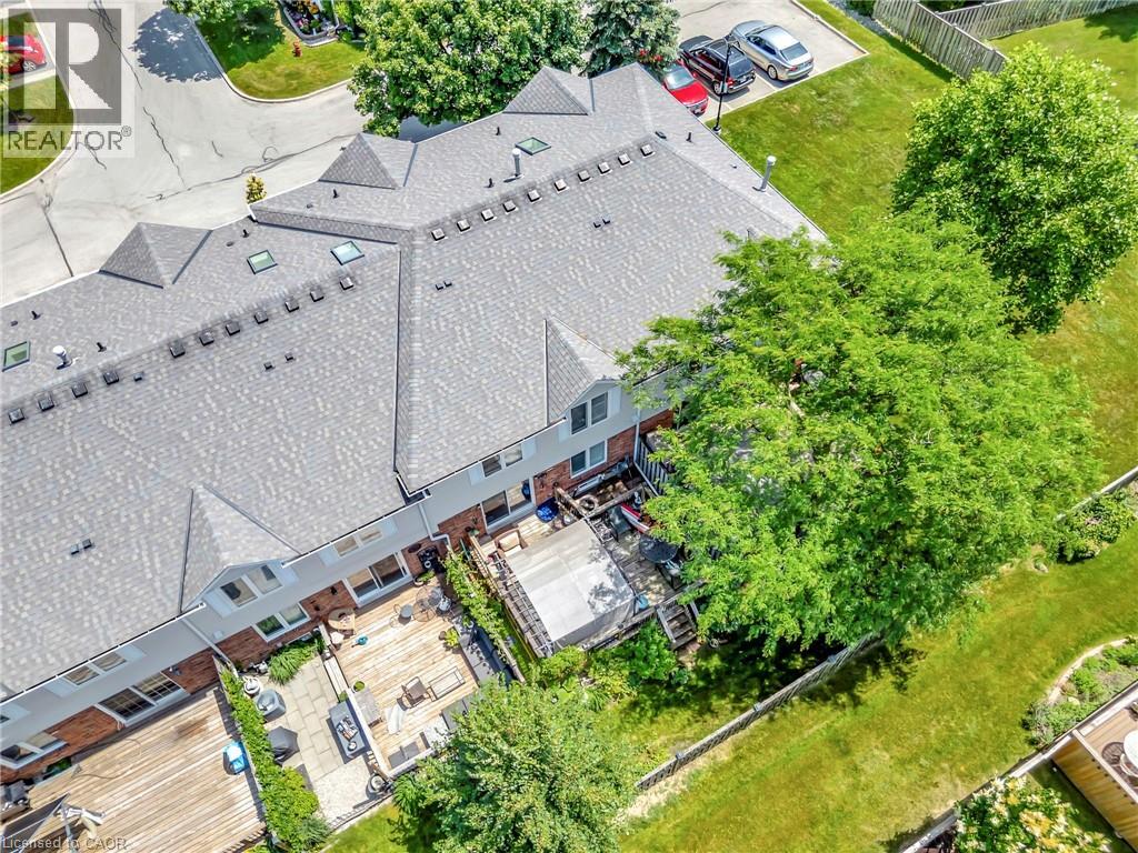 20 MEADOWLANDS Boulevard Unit# 14, Ancaster, Ontario, L9K1J5 — Photo 35