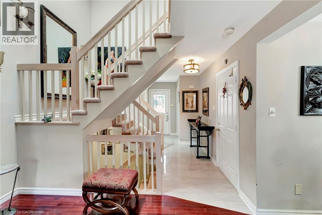 20 MEADOWLANDS Boulevard Unit# 14, Ancaster, Ontario, L9K1J5 — Photo 4