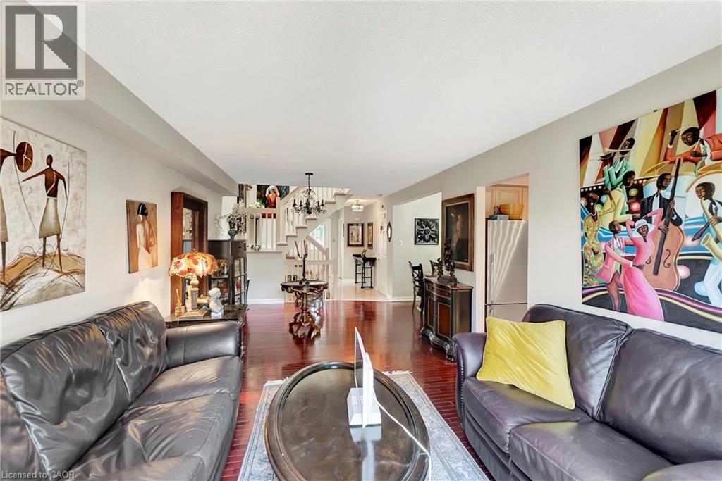 20 MEADOWLANDS Boulevard Unit# 14, Ancaster, Ontario, L9K1J5 — Photo 8