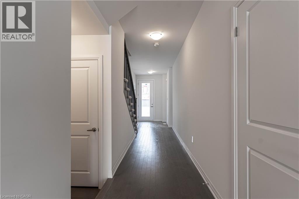 32 BLAIN Drive, Hamilton, Ontario, L0R1W0 — Photo 13