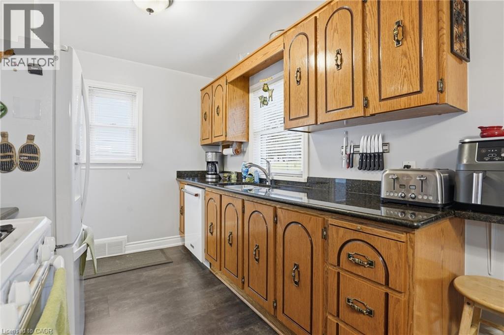 44 LAKE Avenue N, Hamilton, Ontario, L8E1L3 — Photo 11