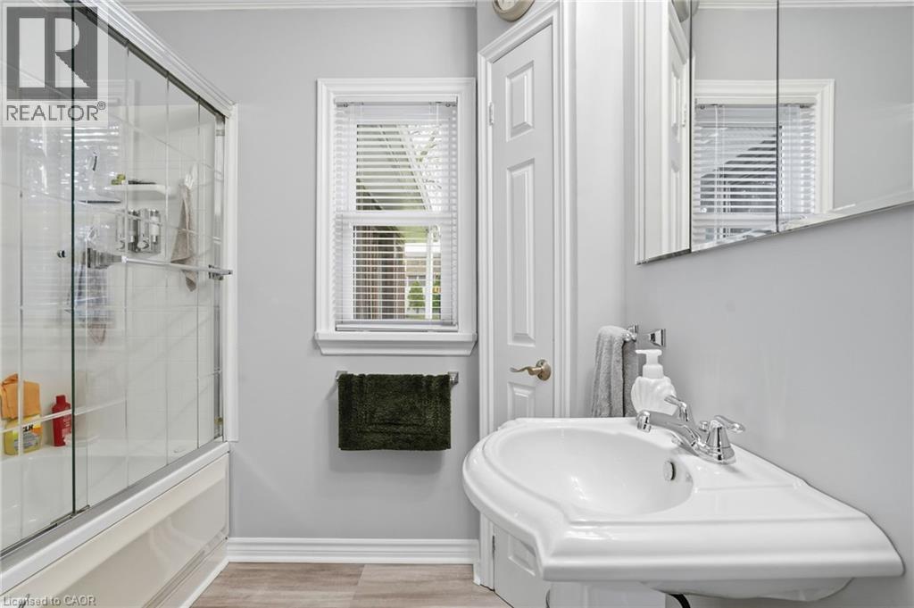 44 LAKE Avenue N, Hamilton, Ontario, L8E1L3 — Photo 16