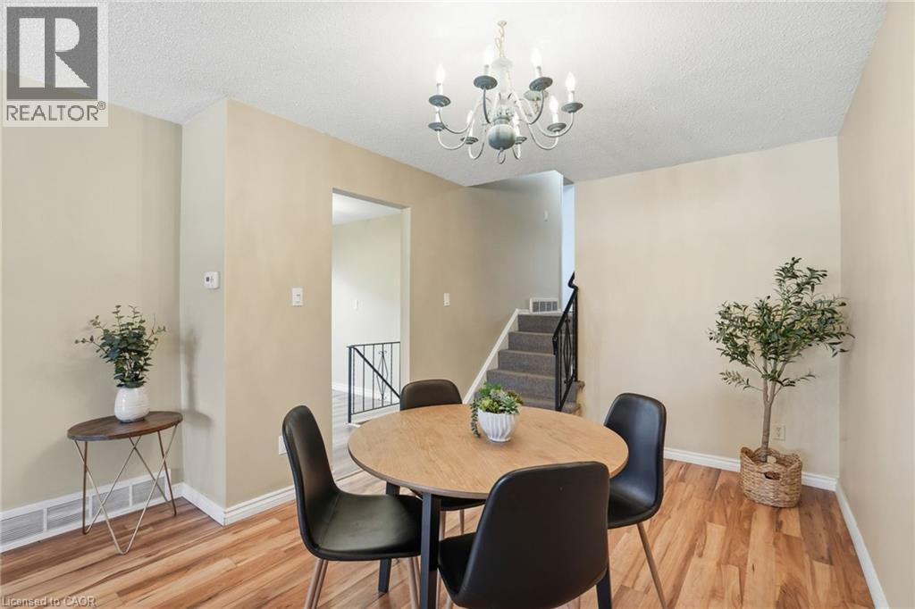 94 WENDOVER Drive, Hamilton, Ontario, L9C5X5 — Photo 11