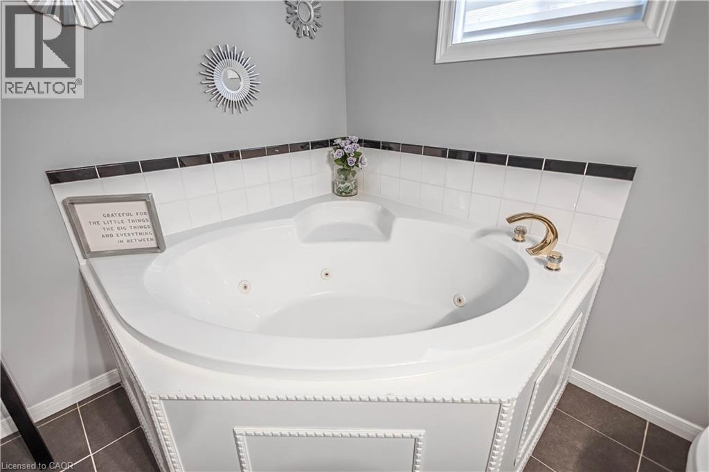 57 COXWELL Crescent, Brantford, Ontario, N3P1P5 — Photo 28