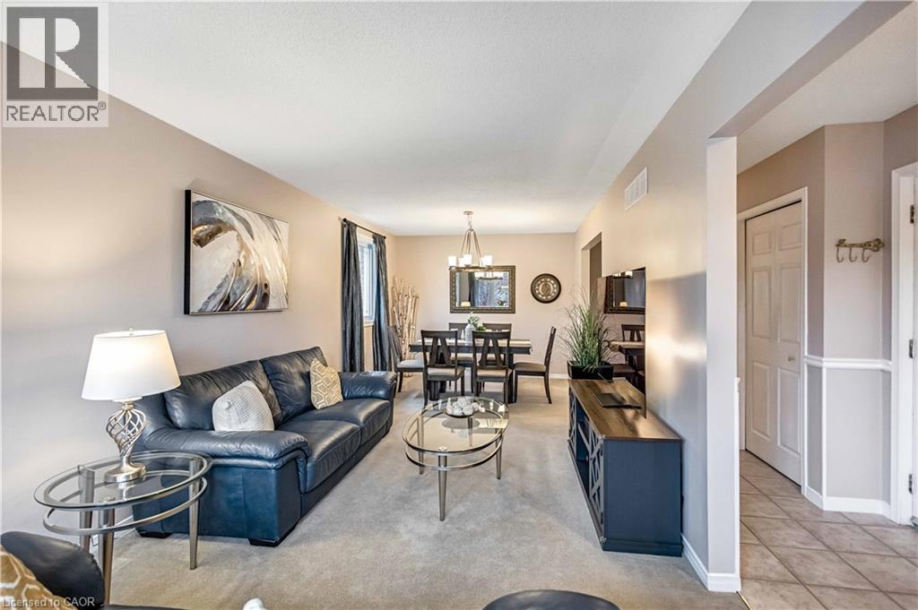 57 COXWELL Crescent, Brantford, Ontario, N3P1P5 — Photo 7