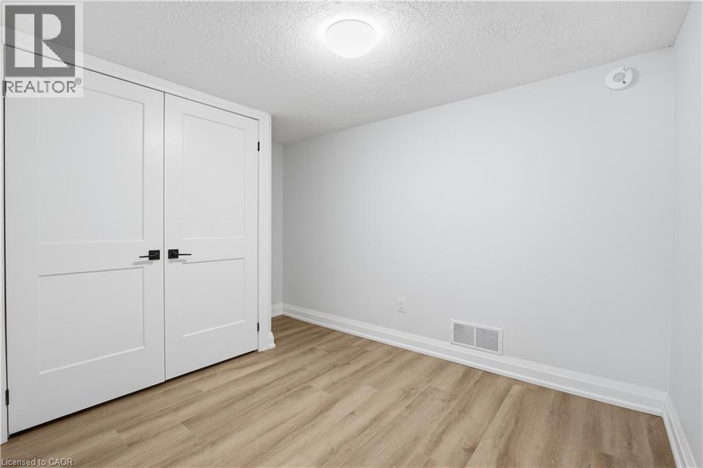 11 MARCELLA Crescent, Hamilton, Ontario, L8K6E0 — Photo 35