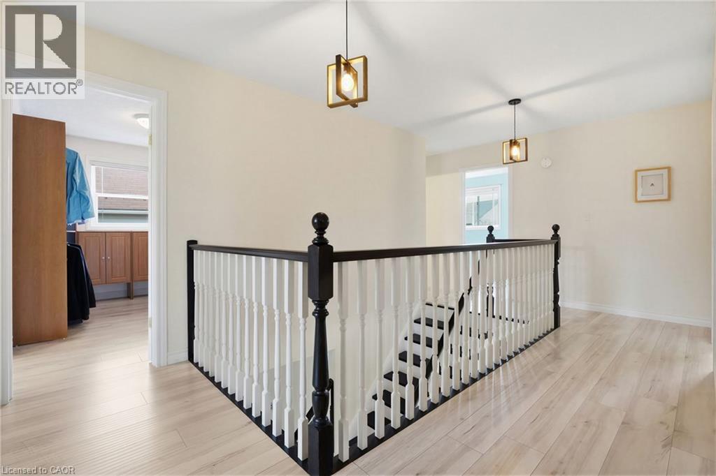 162 LIVINGSTON Boulevard, Baden, Ontario, N3A4K9 — Photo 19