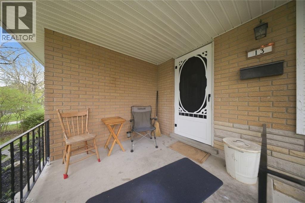 13 MACKAY Avenue, Simcoe, Ontario, N3Y1C9 — Photo 5