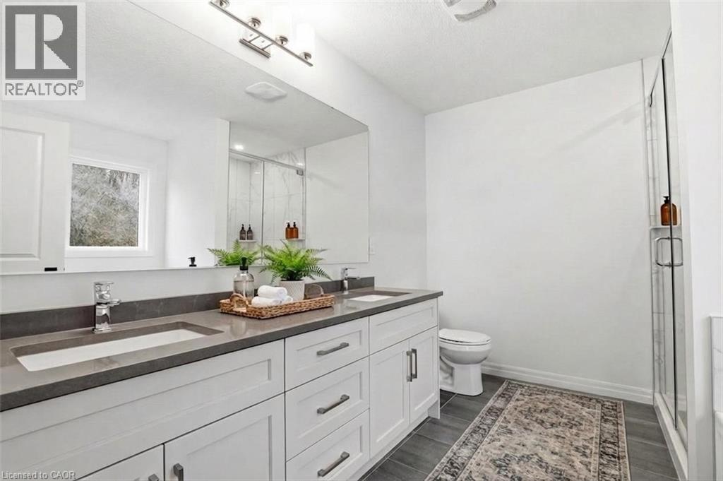 70 QUARRY PARK Drive, Kitchener, Ontario, N2B3F7 — Photo 15