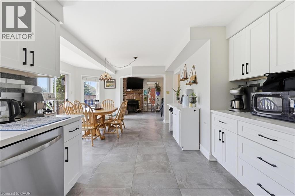 47 MACDOUGALL Drive, Dundas, Ontario, L9H6X8 — Photo 10