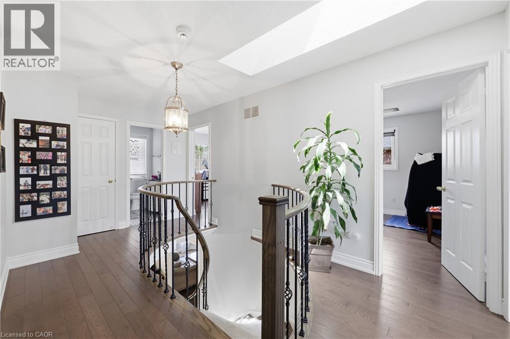 47 MACDOUGALL Drive, Dundas, Ontario, L9H6X8 — Photo 18