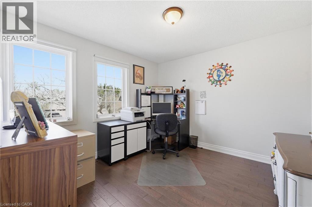 47 MACDOUGALL Drive, Dundas, Ontario, L9H6X8 — Photo 24
