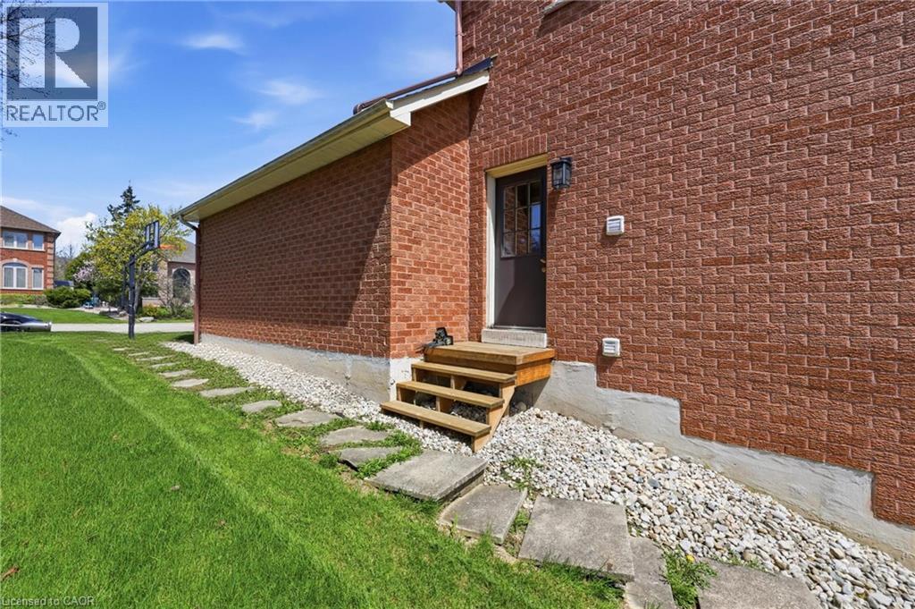 47 MACDOUGALL Drive, Dundas, Ontario, L9H6X8 — Photo 31