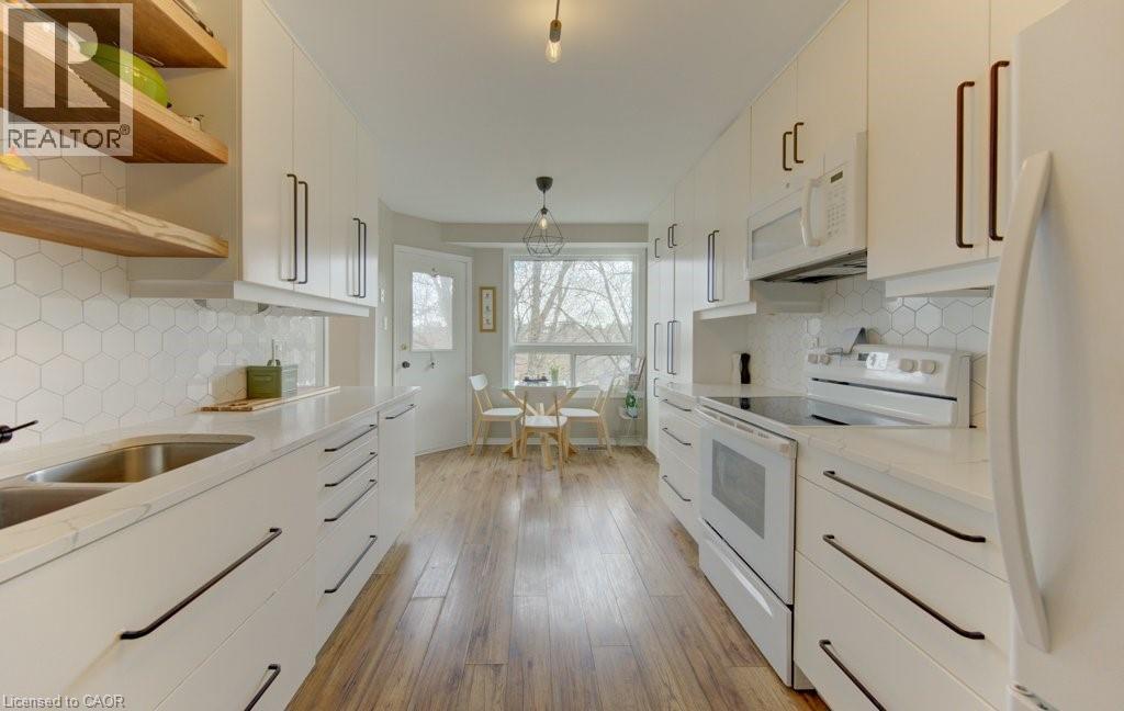 132 BRIGHTON Street Unit# 28, Waterloo, Ontario, N2J4S6 — Photo 18