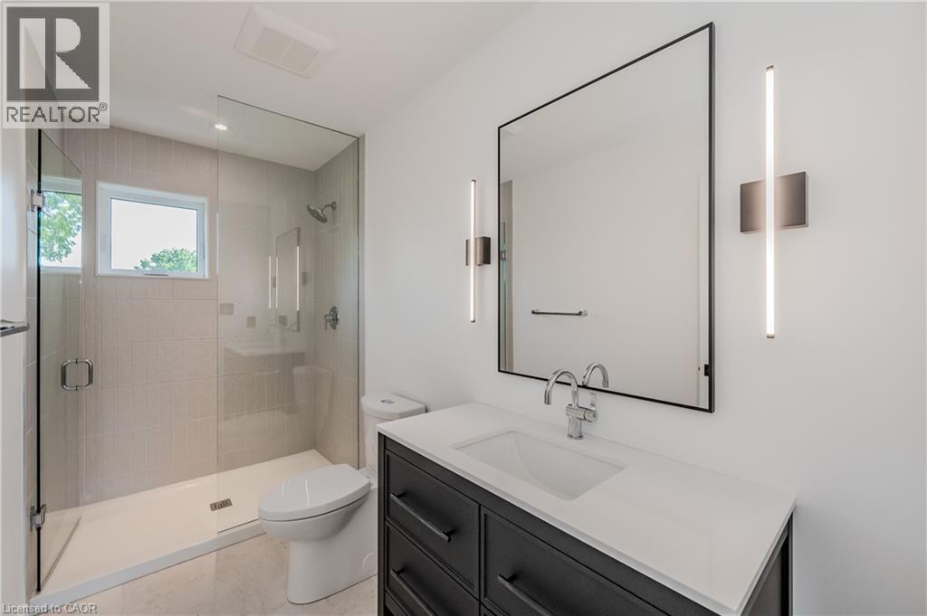 63 UNION Street Unit# 2, Waterloo, Ontario, N2J1B9 — Photo 25