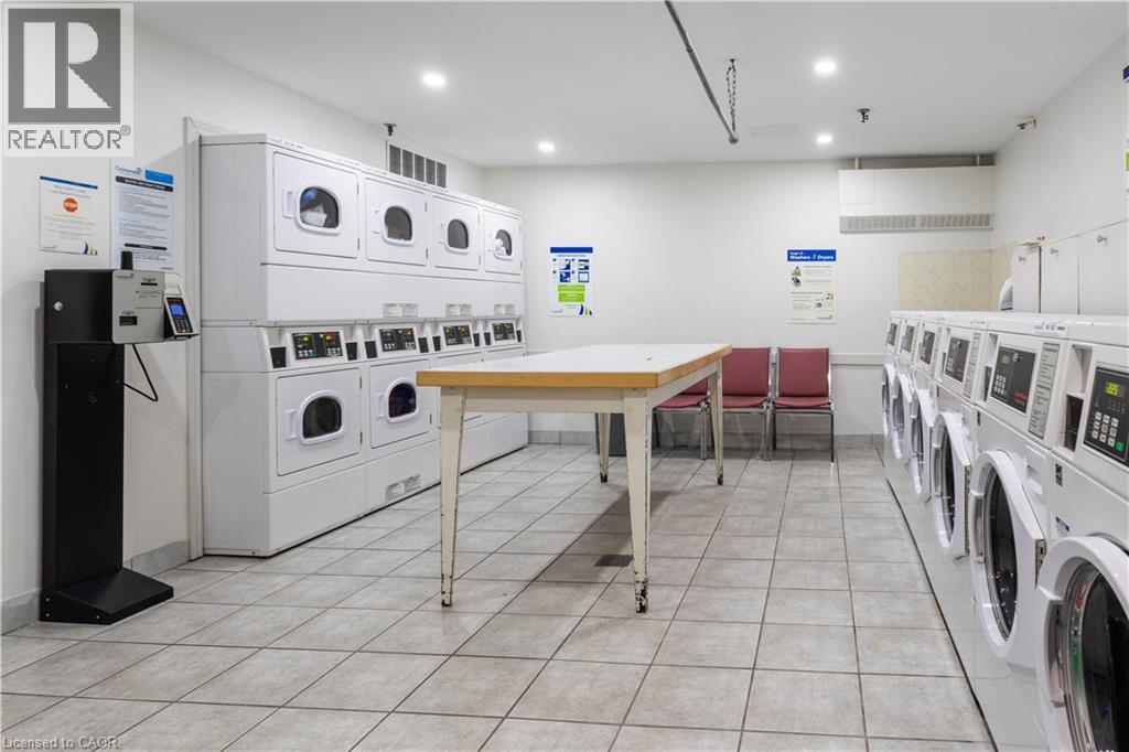 225 HARVARD Place Unit# 1408, Waterloo, Ontario, N2J4H4 — Photo 27