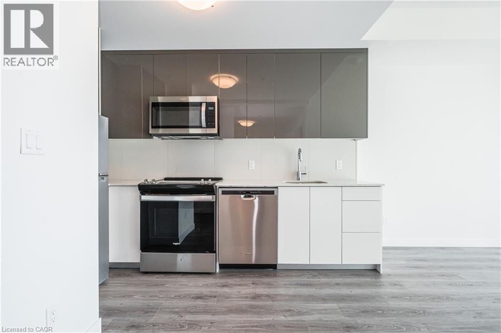 60 FREDERICK Street Unit# 912, Kitchener, Ontario, N2H0C7 — Photo 2