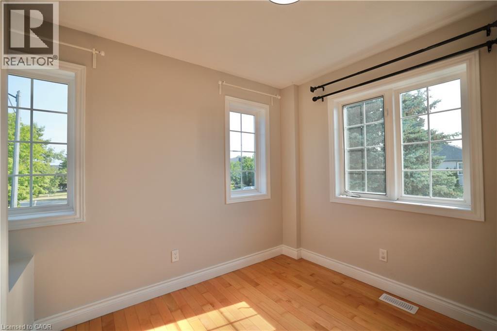 625 EASTBRIDGE Boulevard, Waterloo, Ontario, N2K4C3 — Photo 18