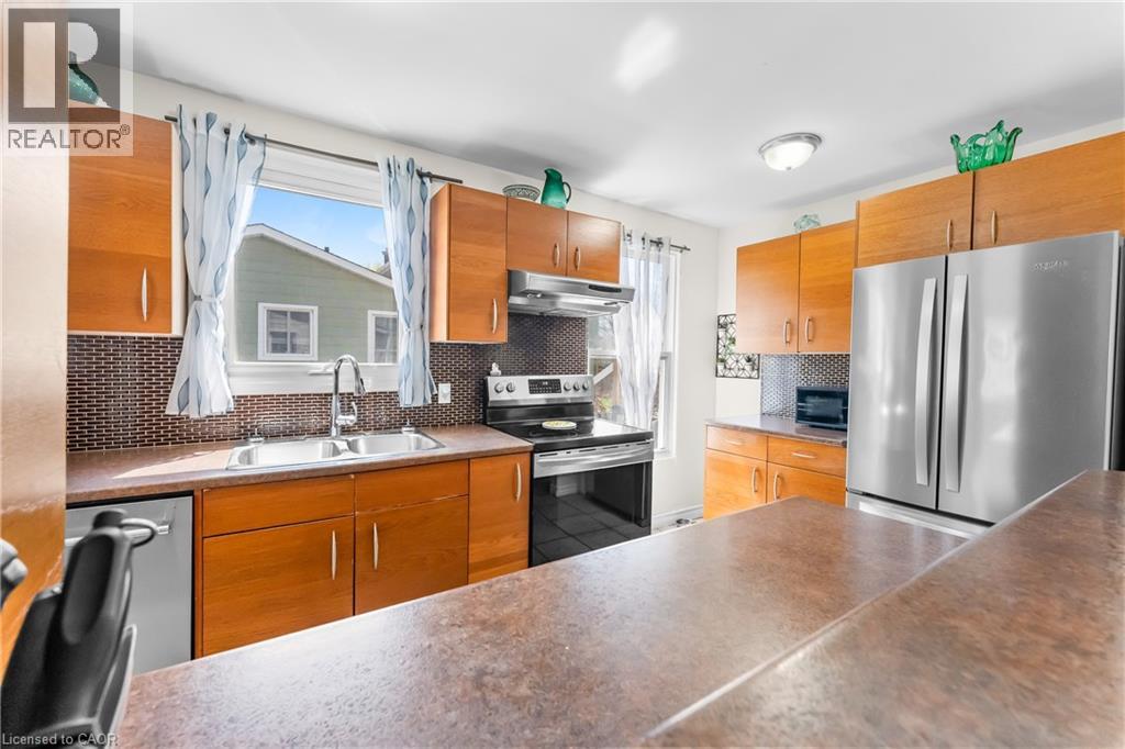 33 STANMARY Drive, St. Catharines, Ontario, L2N5T6 — Photo 6