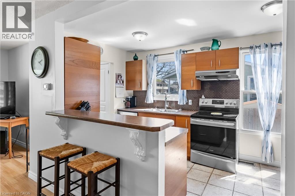 33 STANMARY Drive, St. Catharines, Ontario, L2N5T6 — Photo 7