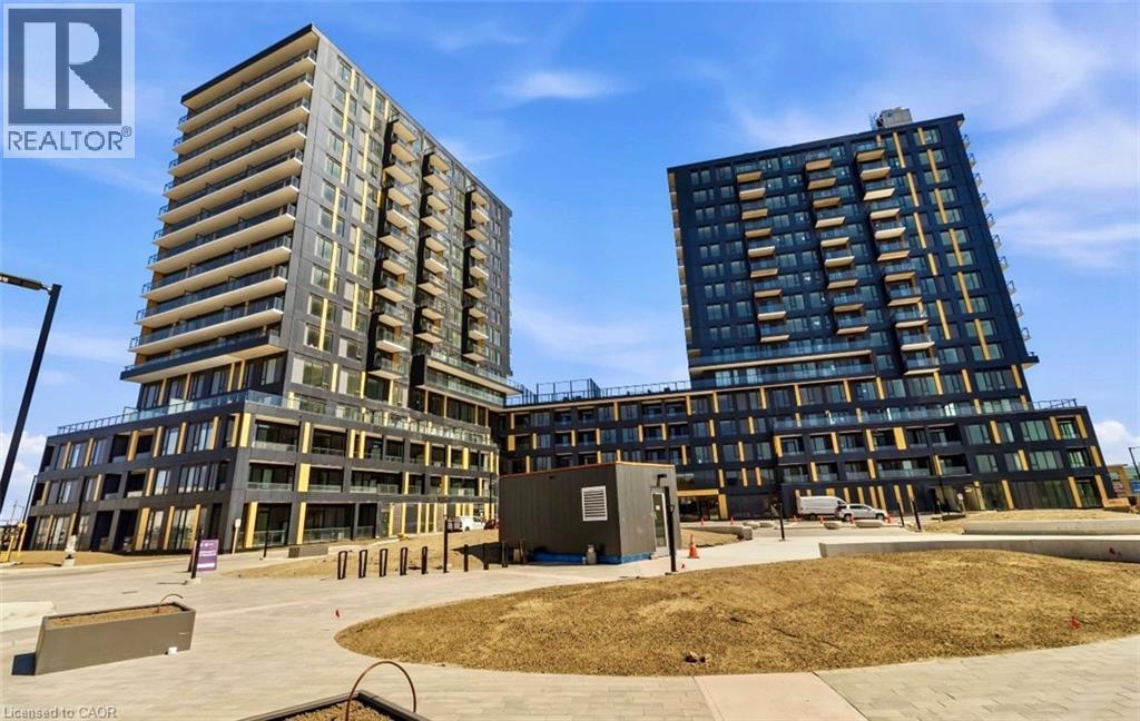 4878 POWERS Common Unit# 301, Burlington, Ontario, L7M2B4 — Photo 2