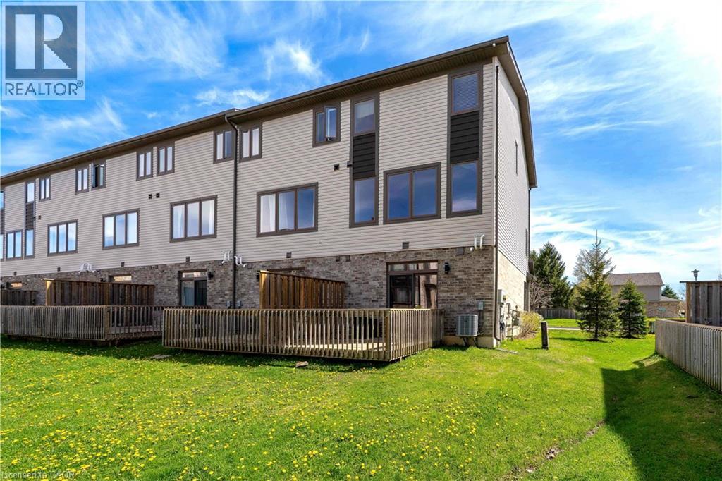 2060 MEADOWGATE Boulevard, London, Ontario, N6M0H5 — Photo 36