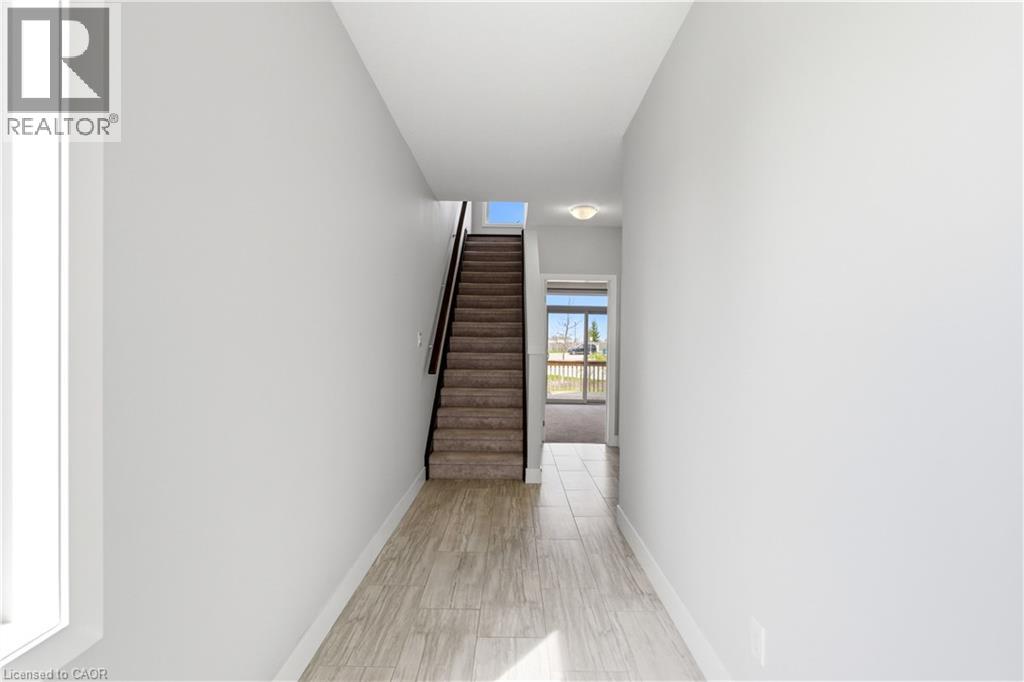 2060 MEADOWGATE Boulevard, London, Ontario, N6M0H5 — Photo 6