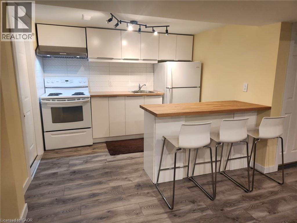 29 COLLIER Crescent, Hamilton, Ontario, L9C3S7 — Photo 4